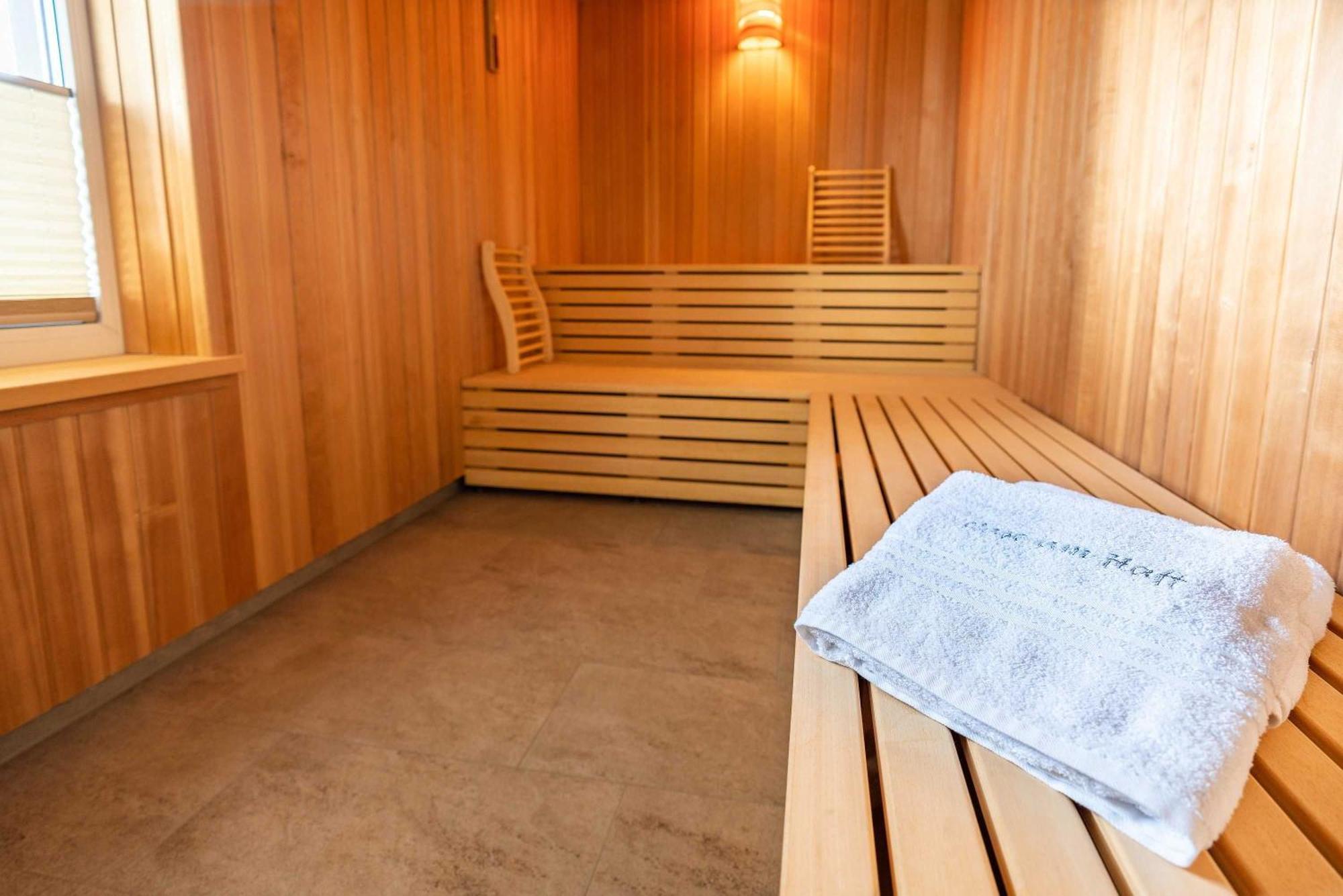 Terrassenwohnung "Inselhain" - Oase Am Haff Garz  Extérieur photo